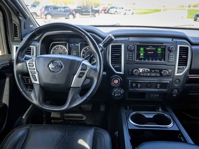 2019 Nissan Titan SL