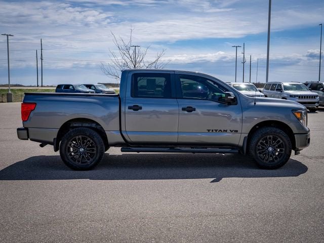 2019 Nissan Titan SL
