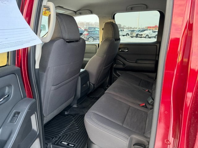 2022 Nissan Frontier SV