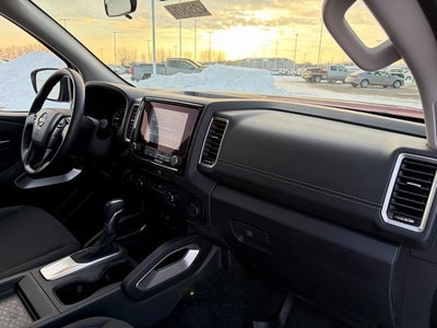 2022 Nissan Frontier SV