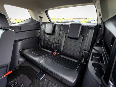 2022 Volkswagen Atlas 3.6L V6 SEL Premium R-Line