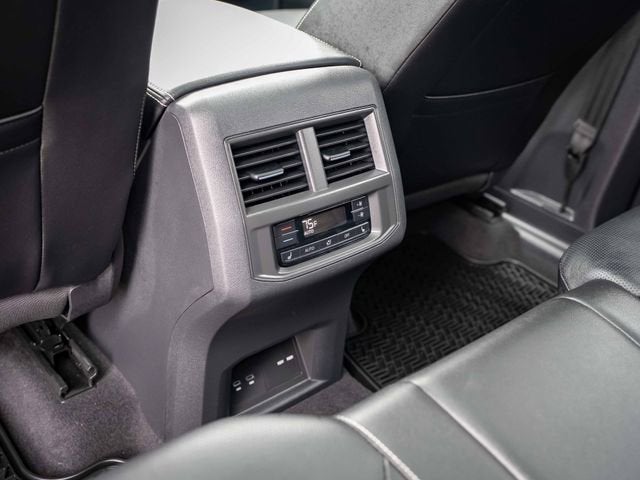 2022 Volkswagen Atlas 3.6L V6 SEL Premium R-Line