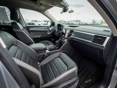 2022 Volkswagen Atlas 3.6L V6 SEL Premium R-Line
