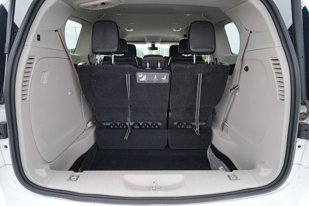 2021 Chrysler Voyager LXI