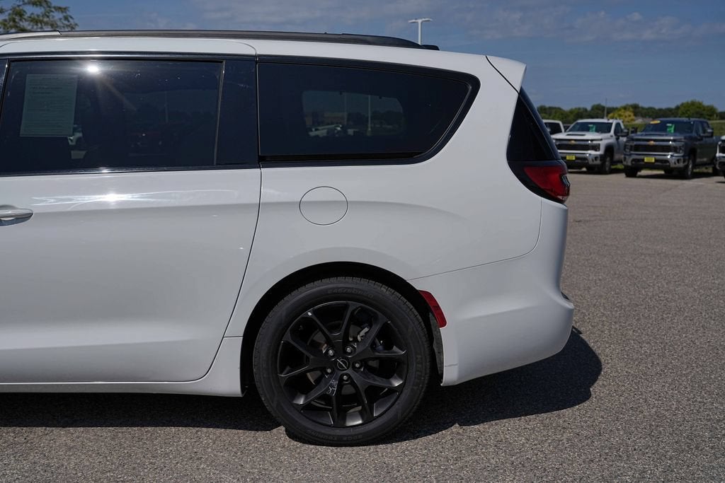 2025 Chrysler Pacifica Limited