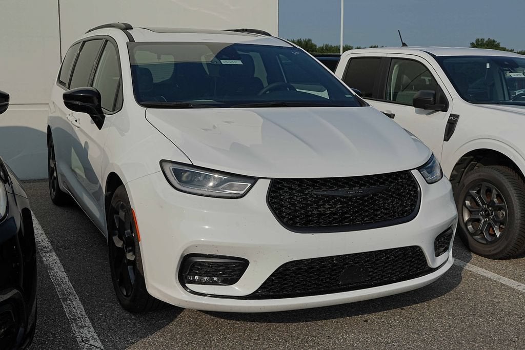 2025 Chrysler Pacifica Limited