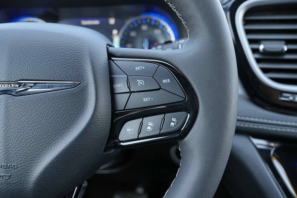 2025 Chrysler Pacifica Limited