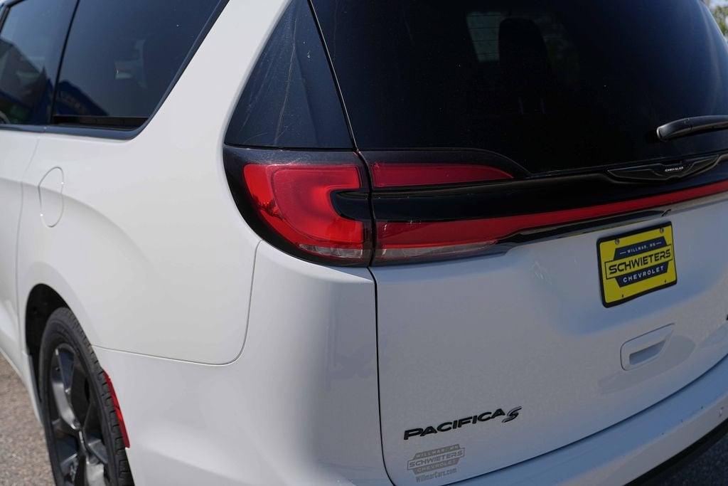 2025 Chrysler Pacifica Limited