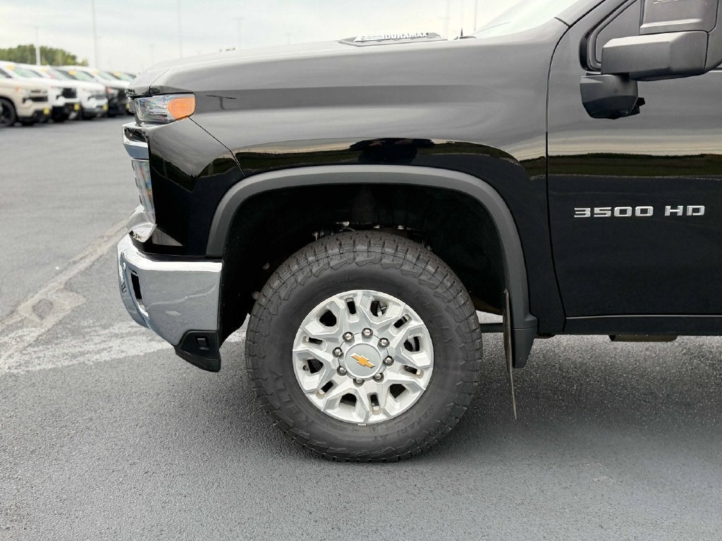2025 Chevrolet Silverado 3500 HD LT