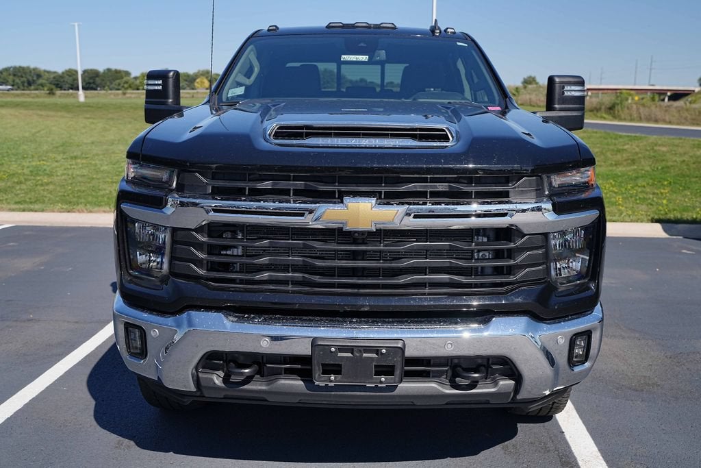 2025 Chevrolet Silverado 3500 HD LT