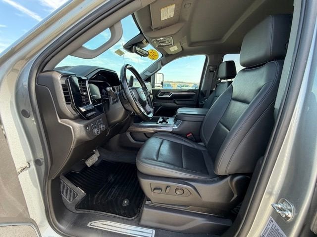 2025 Chevrolet Silverado 3500 HD LTZ