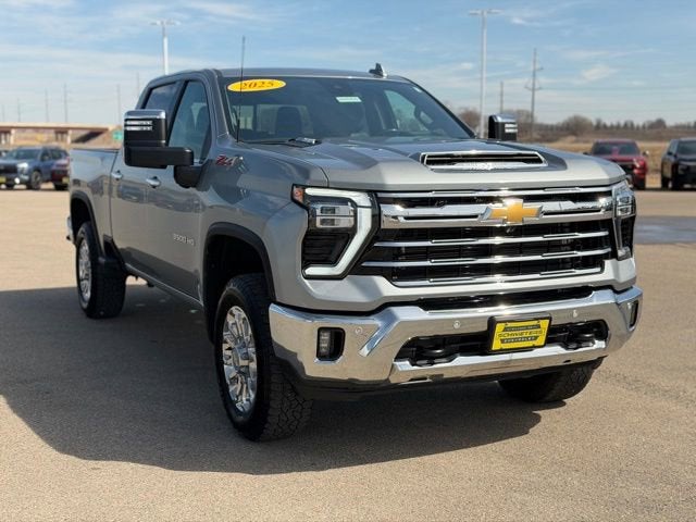 2025 Chevrolet Silverado 3500 HD LTZ