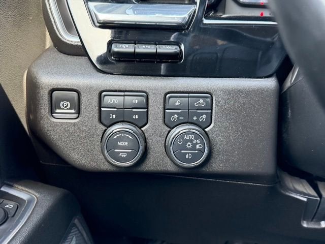 2025 Chevrolet Silverado 3500 HD LTZ