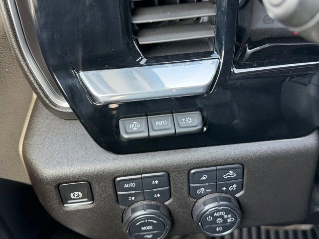 2025 Chevrolet Silverado 3500 HD LTZ