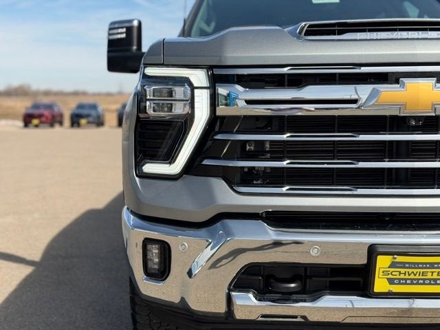 2025 Chevrolet Silverado 3500 HD LTZ