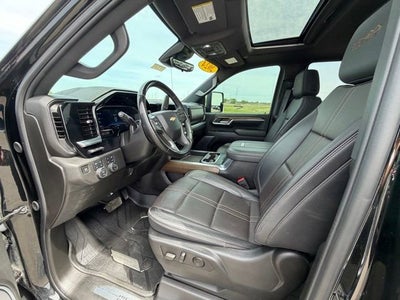 2024 Chevrolet Silverado 3500 HD High Country