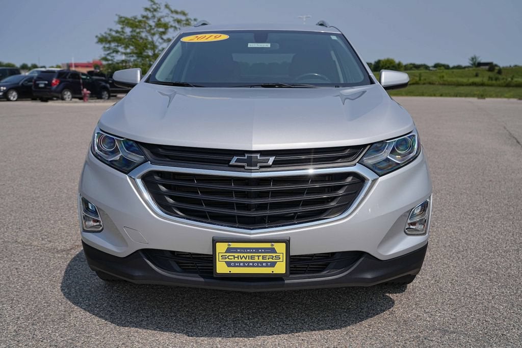 Used 2019 Chevrolet Equinox LT with VIN 2GNAXVEX6K6129798 for sale in Willmar, Minnesota