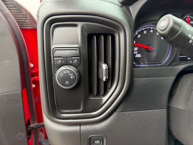 2023 Chevrolet Silverado 1500 WT