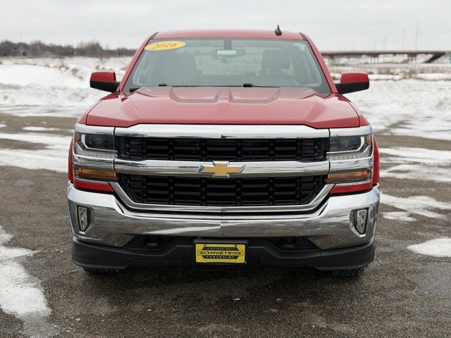 Used 2016 Chevrolet Silverado 1500 LT with VIN 3GCUKREC5GG298330 for sale in Willmar, Minnesota