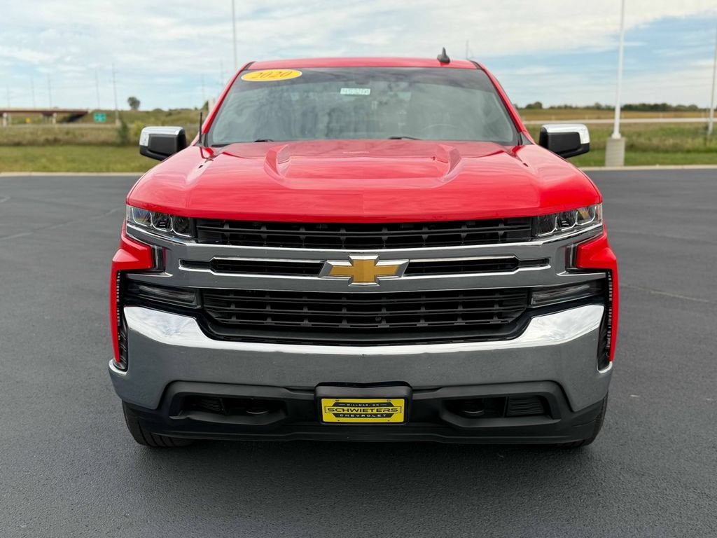 Used 2020 Chevrolet Silverado 1500 LT with VIN 3GCUYDED9LG229371 for sale in Willmar, Minnesota
