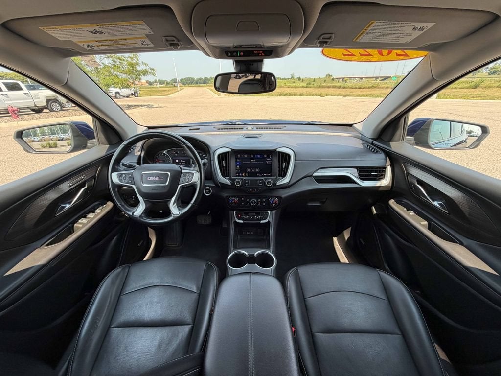 2022 GMC Terrain SLT