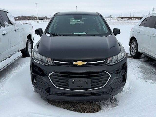 Used 2019 Chevrolet Trax LS with VIN 3GNCJKSB9KL209349 for sale in Willmar, Minnesota