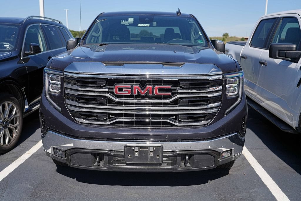 Used 2025 GMC Sierra 1500 SLT with VIN 3GTUUDED3SG353100 for sale in Willmar, Minnesota
