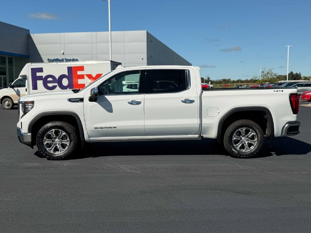 2025 GMC Sierra 1500 SLT