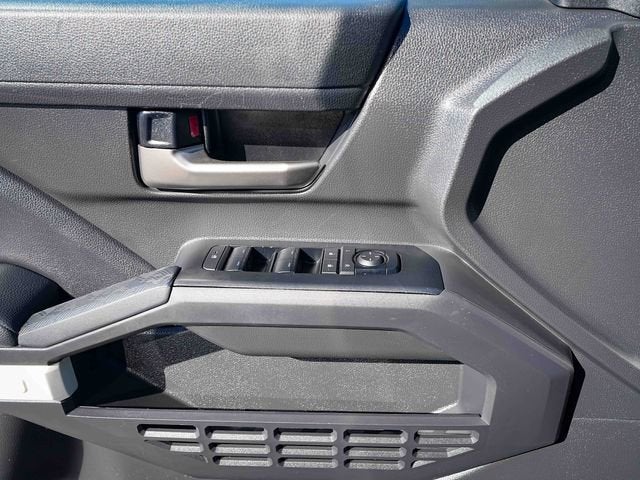 2024 Toyota Tacoma 4WD SR5