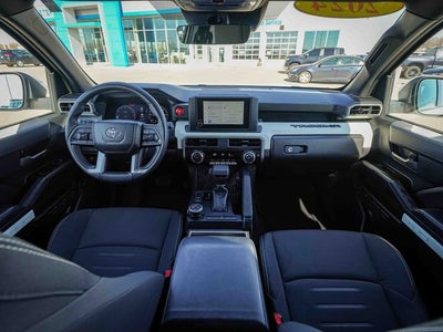 2024 Toyota Tacoma 4WD SR5