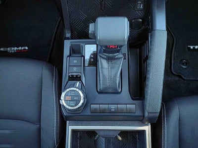2024 Toyota Tacoma 4WD SR5