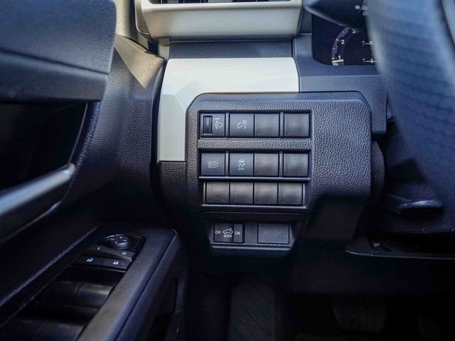 2024 Toyota Tacoma 4WD SR5