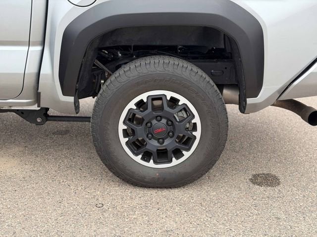 2024 Toyota Tacoma 4WD SR5