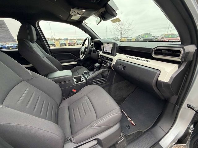 2024 Toyota Tacoma 4WD SR5