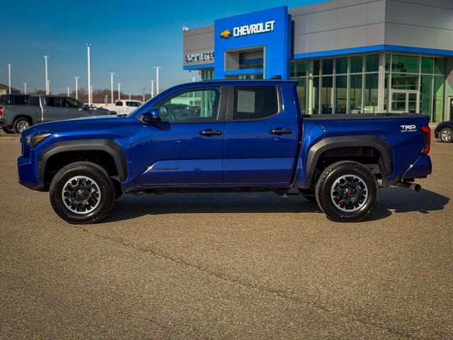 2024 Toyota Tacoma 4WD SR5