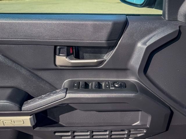 2024 Toyota Tacoma 4WD SR5