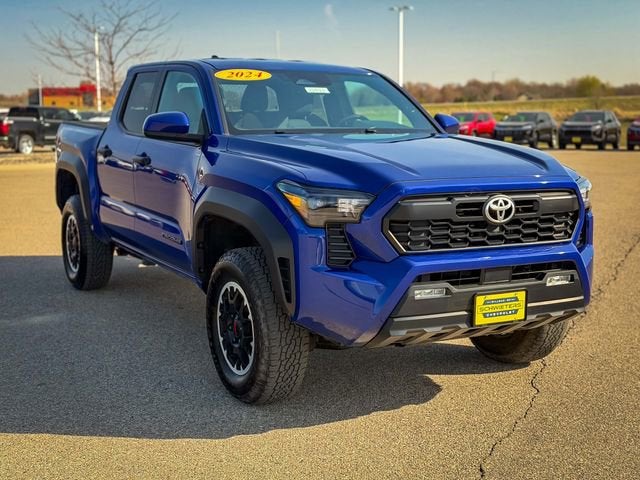 2024 Toyota Tacoma 4WD SR5