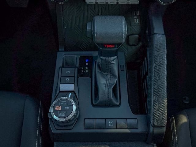 2024 Toyota Tacoma 4WD SR5