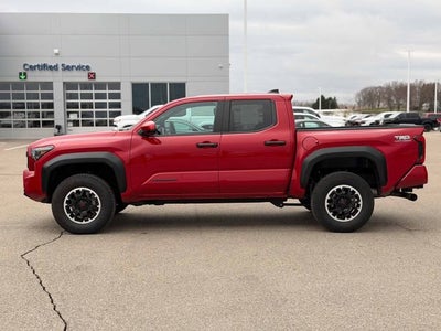 2024 Toyota Tacoma 4WD SR5