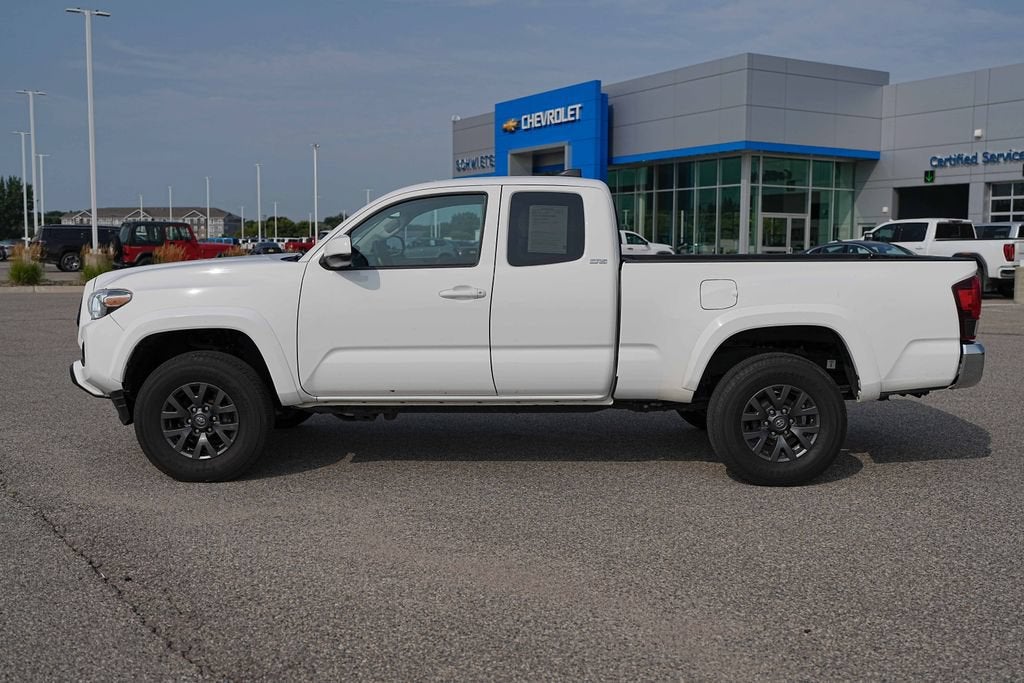 2022 Toyota Tacoma 4WD SR