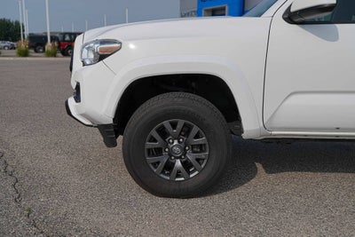 2022 Toyota Tacoma 4WD SR