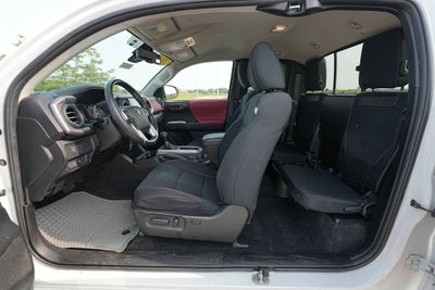 2022 Toyota Tacoma 4WD SR
