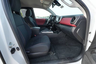 2022 Toyota Tacoma 4WD SR