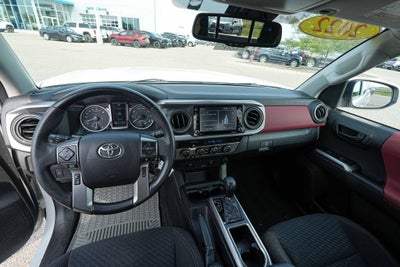 2022 Toyota Tacoma 4WD SR