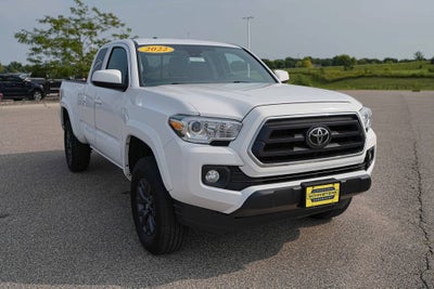 2022 Toyota Tacoma 4WD SR