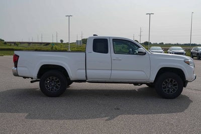 2022 Toyota Tacoma 4WD SR