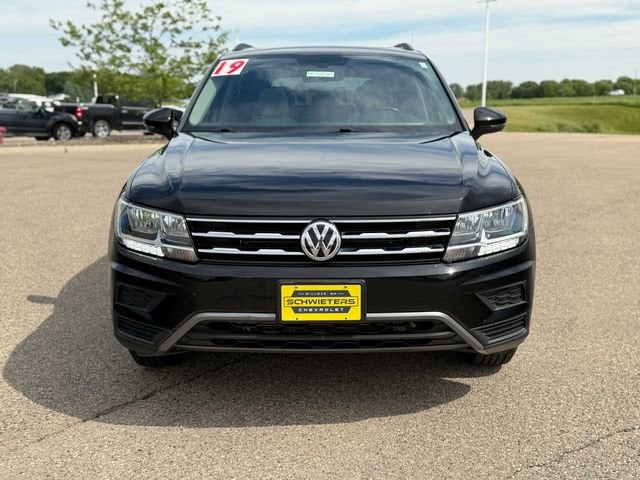 Used 2019 Volkswagen Tiguan SE with VIN 3VV2B7AX3KM044356 for sale in Willmar, Minnesota