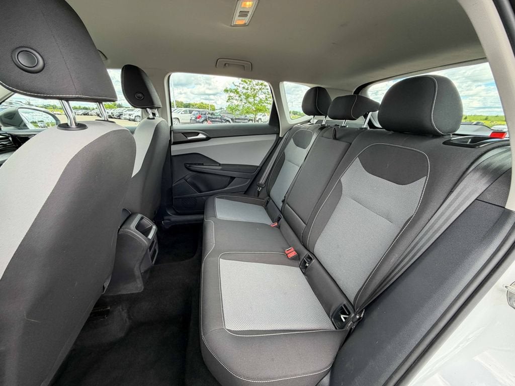 2022 Volkswagen Taos S