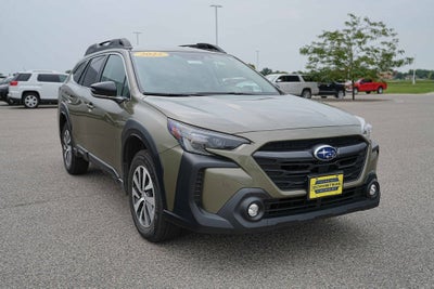 2025 Subaru Outback Premium