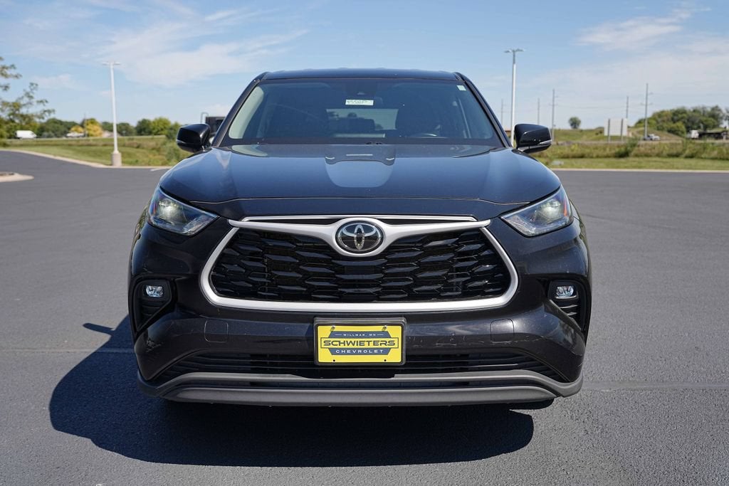 Used 2023 Toyota Highlander L with VIN 5TDKDRBH4PS028346 for sale in Willmar, Minnesota